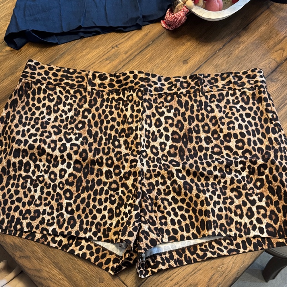 Michael Kors Leopard Print Women's Shorts